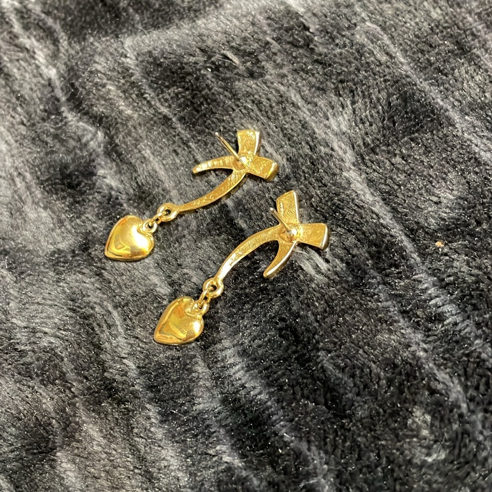 Earrings - Picture 3 of 6